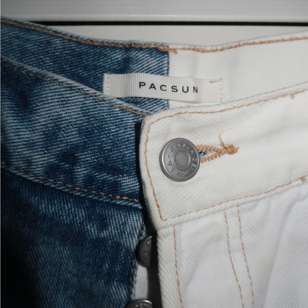 PacSun Two Toned Distressed Jeans Size 26
